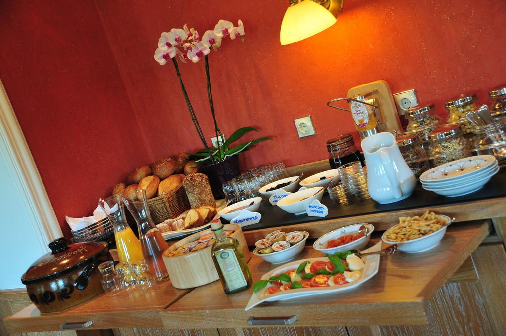 Flair Hotel Tannenhof Bad Wünnenberg Buitenkant foto