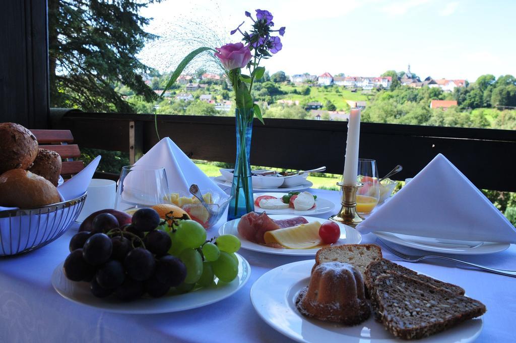 Flair Hotel Tannenhof Bad Wünnenberg Buitenkant foto