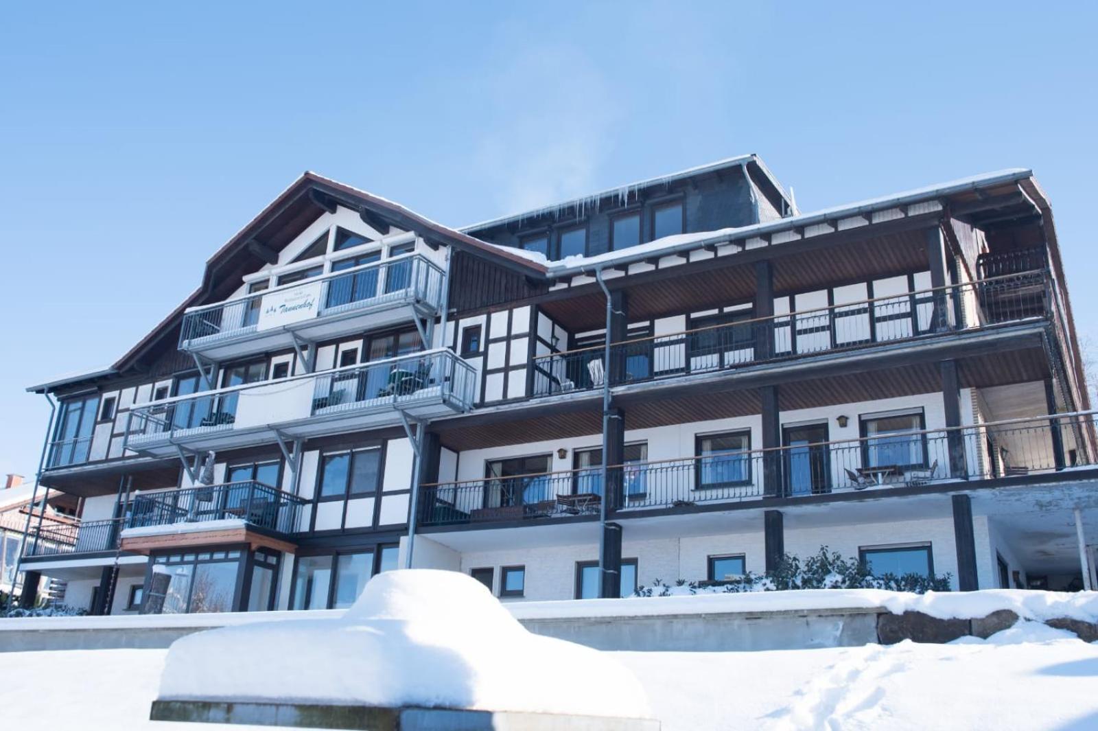 Flair Hotel Tannenhof Bad Wünnenberg Buitenkant foto