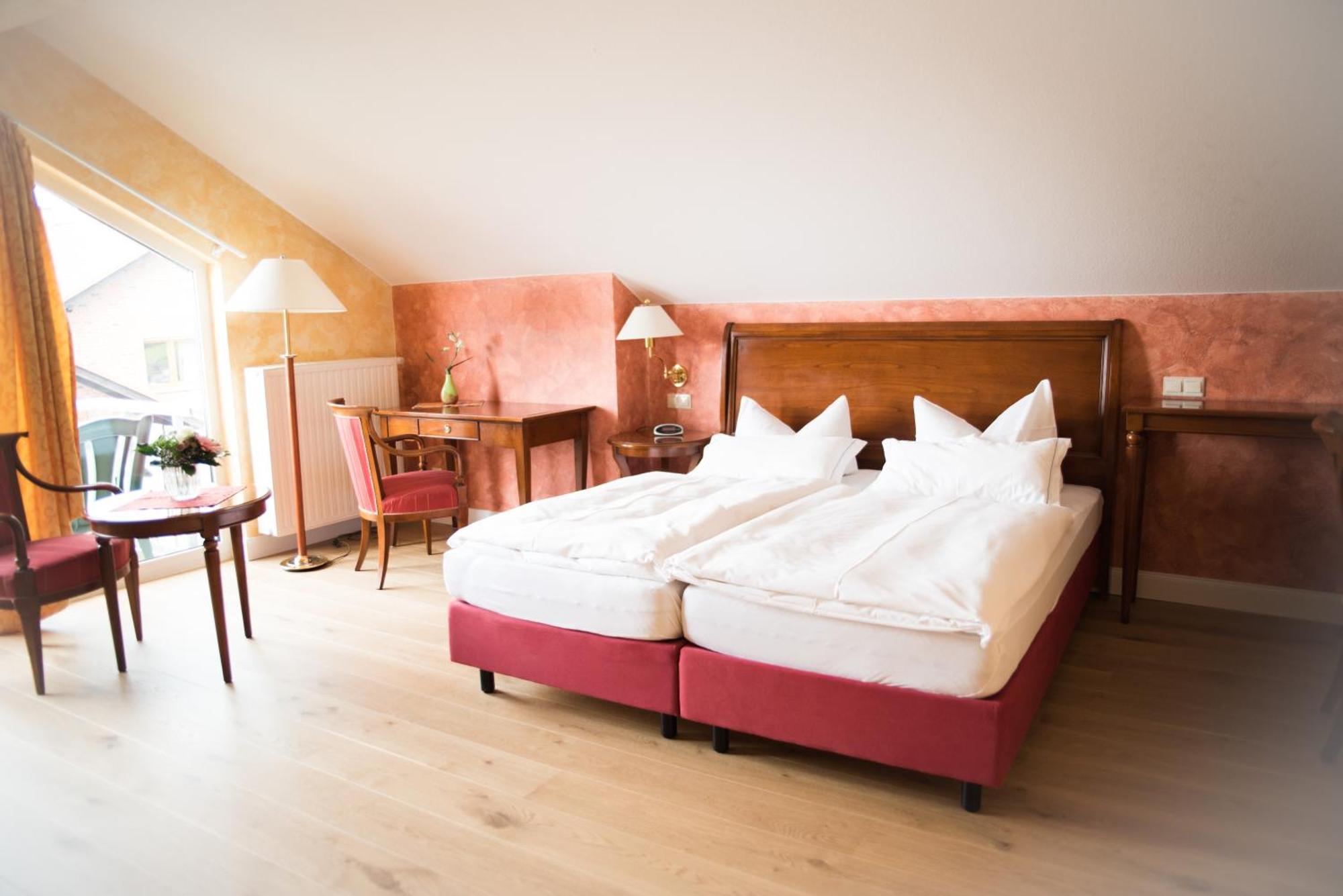 Flair Hotel Tannenhof Bad Wünnenberg Buitenkant foto